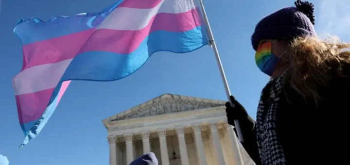US Supreme Court allows Trump to enforce transgender military ban